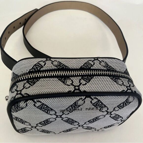 MICHAEL KORS WOMENS LOGO JACQUARD BELT BAG BLACKLT CREAMSILVER - Picture 13 of 14